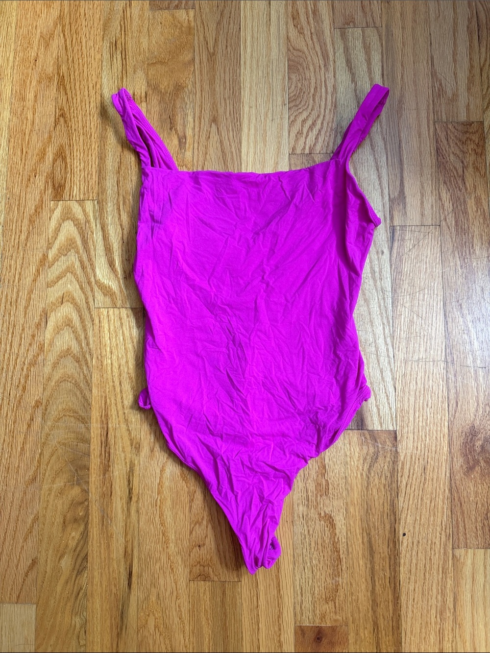 Skims fits everyone bodysuit hot pink size small